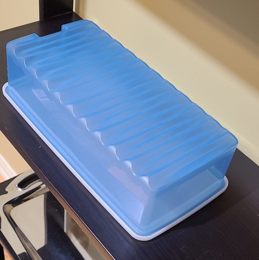 Tupperware Fridgesmart 2 Liters Container - Picture 7 of 7